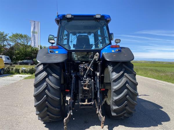Grote foto new holland tm 175 agrarisch tractoren