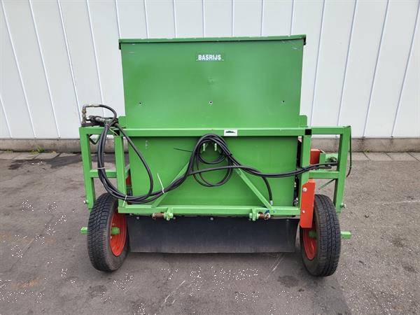 Grote foto basrijs rijenbemester 300 liter agrarisch kunstmestrooiers