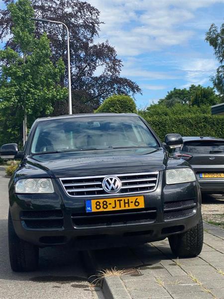 Grote foto volkswagen touareg black 2003 auto volkswagen