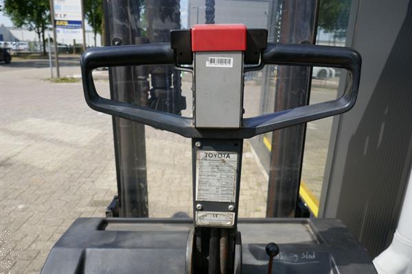 Grote foto vs 20842 elektrische stapelaar bt 3800mm freelift 1600kg doe het zelf en verbouw hefwerktuigen