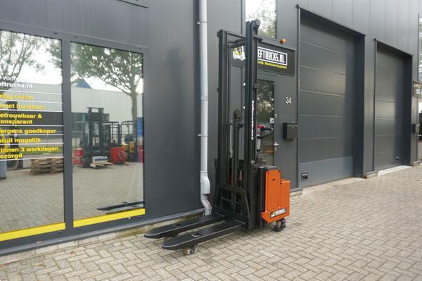 Grote foto vs 20843 elektrische stapelaar bt initiele lift 4.150mm freelift doe het zelf en verbouw hefwerktuigen