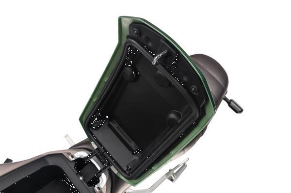 Grote foto super soco tc wanderer elektrische scooter groen bij centr fietsen en brommers scooters