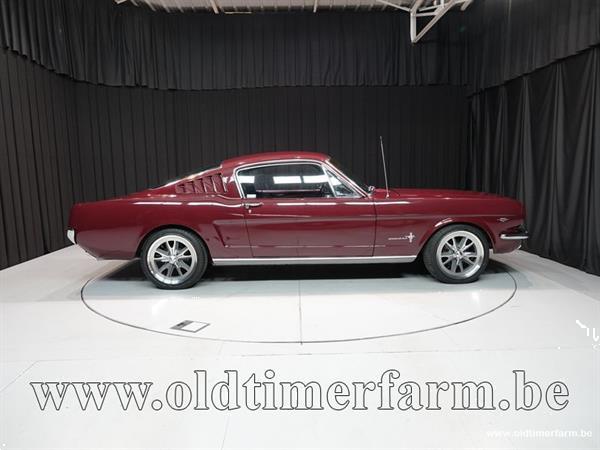 Grote foto ford mustang fastback 65 auto ford