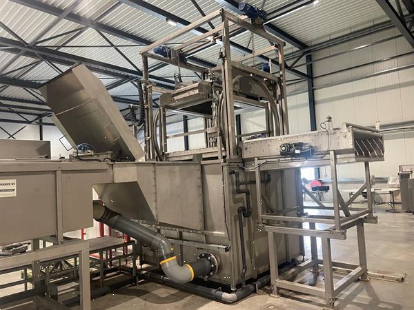 Grote foto burg onderwater kistenvuller voor appels en peren agrarisch tuinbouw