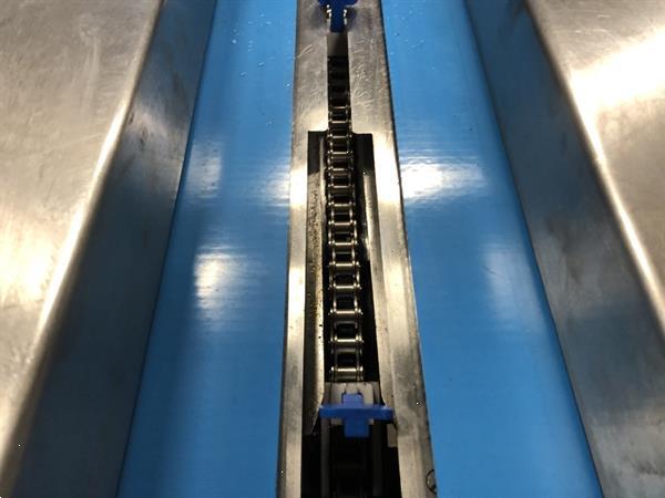 Grote foto ulma atlanta high tech flowpackmachine met dakota invoersysteem agrarisch tuinbouw