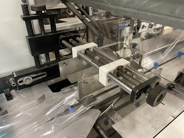 Grote foto ulma atlanta high tech flowpackmachine met dakota invoersysteem agrarisch tuinbouw