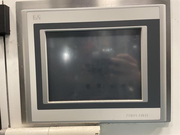 Grote foto ulma atlanta high tech flowpackmachine met dakota invoersysteem agrarisch tuinbouw