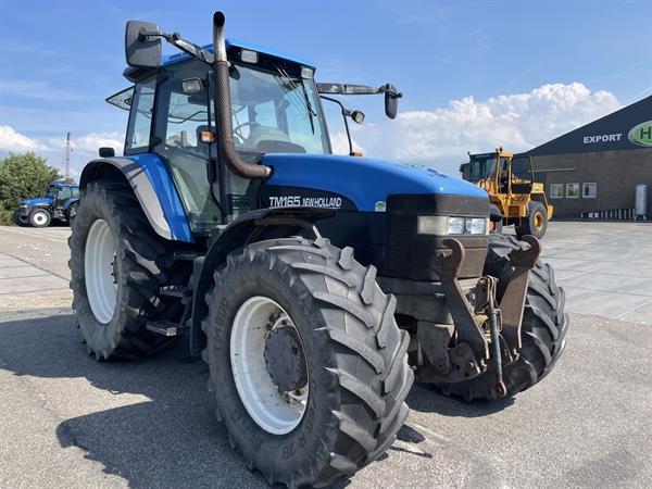 Grote foto new holland tm 165 agrarisch tractoren