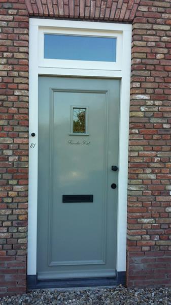 Grote foto bespaar op uw schilder . doe het zelf en verbouw schildersmaterialen