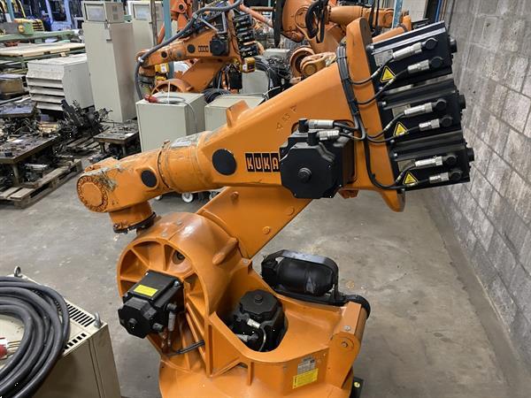 Grote foto lasrobot pick place robot kuka vkr125 2 6 assen doe het zelf en verbouw ijzerwaren en bevestigingsmiddelen