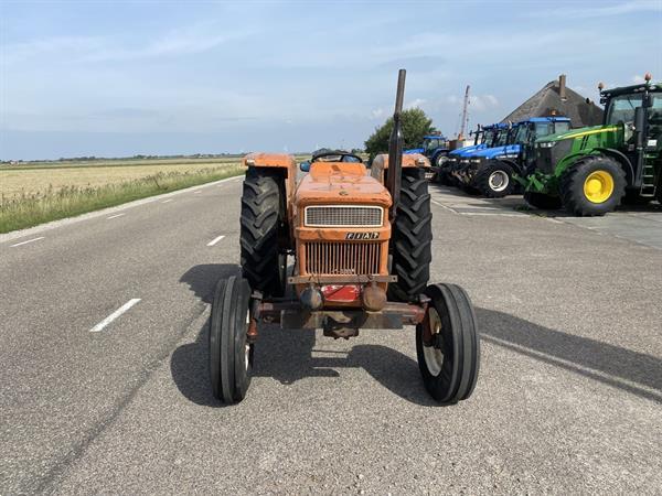 Grote foto fiat 640 agrarisch tractoren