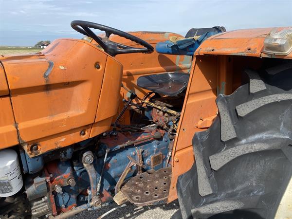 Grote foto fiat 640 agrarisch tractoren