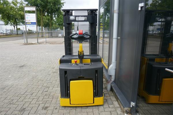 Grote foto vs 20876 elektrische stapelaar hyster 3000mm 1500kg doe het zelf en verbouw hefwerktuigen