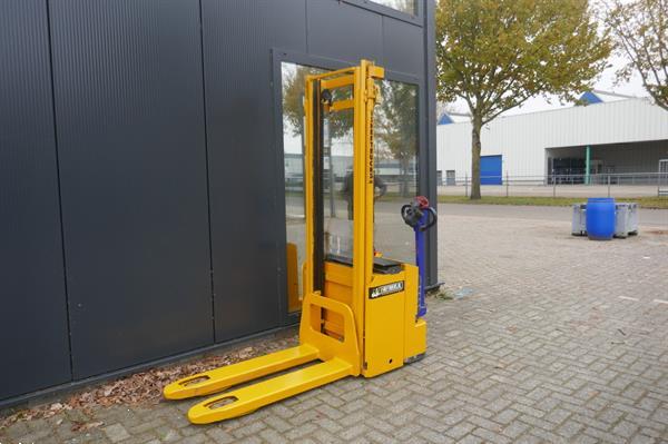 Grote foto vs 20877 elektrische stapelaar stocklin 3400mm initiele lift doe het zelf en verbouw hefwerktuigen