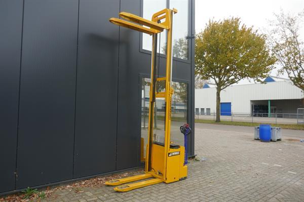 Grote foto vs 20877 elektrische stapelaar stocklin 3400mm initiele lift doe het zelf en verbouw hefwerktuigen