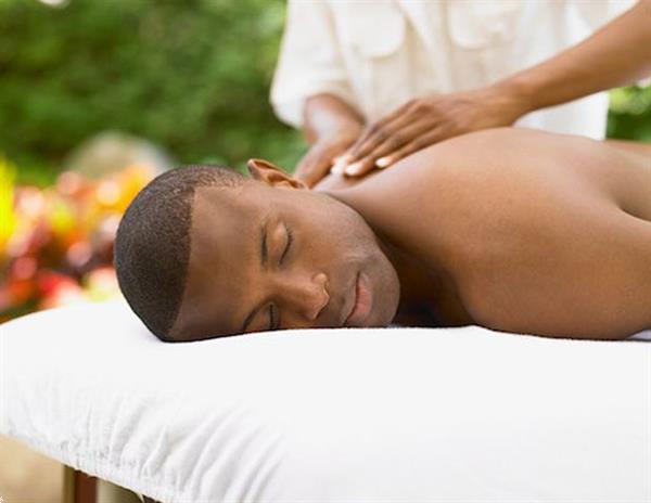 Grote foto surinaamse massage voor mannen dames en koppels diensten en vakmensen masseurs en massagesalons