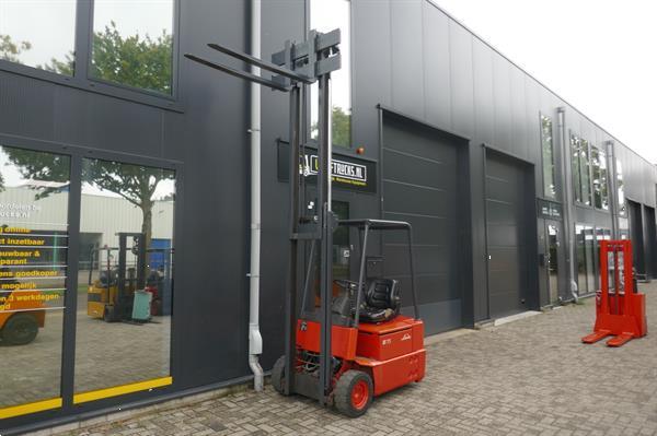 Grote foto vs 20896 elektrische heftruck linde e15 3250mm accu2016 agrarisch heftrucks