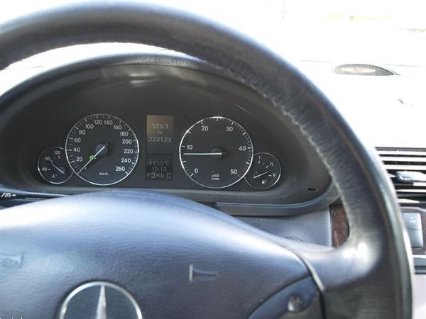 Grote foto mercedes benz elegance 220 cdi sedan 2004 auto mercedes