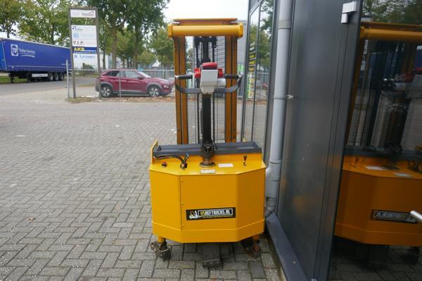 Grote foto vs 20907 elektrische stapelaar ormic 2600mm 1.000kg doe het zelf en verbouw hefwerktuigen