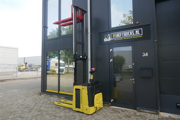 Grote foto vs 20904 bj2015 elektrische stapelaar hyster initiele lift doe het zelf en verbouw hefwerktuigen