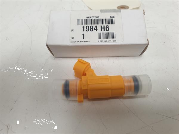 Grote foto injector benzine injectie citroen c3 2009 17561 auto onderdelen overige auto onderdelen