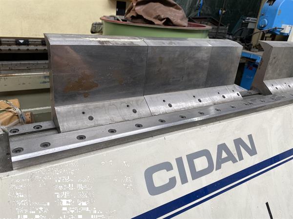 Grote foto vouwbank vouwmachine kantbank cnc cidan 2600x3 5mm doe het zelf en verbouw ijzerwaren en bevestigingsmiddelen