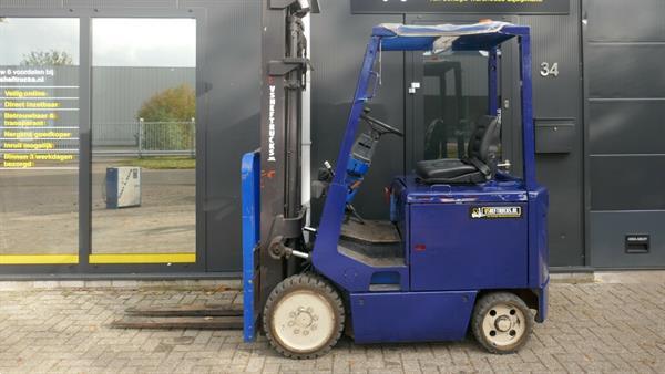 Grote foto vs 20920 elektrische heftruck nissan 2ton weinig uren agrarisch heftrucks