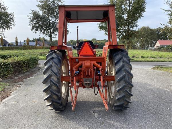 Grote foto renault 551 schoffelmachine agrarisch tractoren