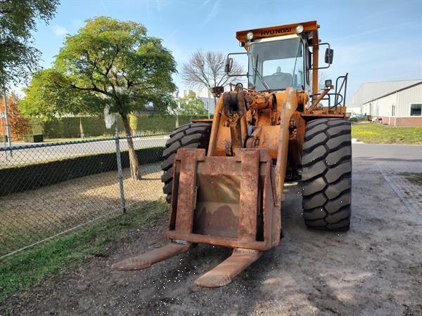 Grote foto hyundai hl 35 shovel loader palletvork agrarisch shovels