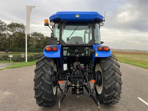 Grote foto new holland td5.105 agrarisch tractoren