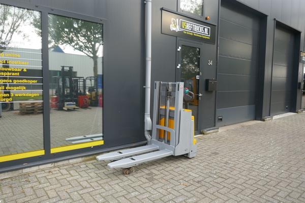 Grote foto vs 20929 elektrische stapelaar jungheinrichemd118i initiele lift 1860mm doe het zelf en verbouw hefwerktuigen