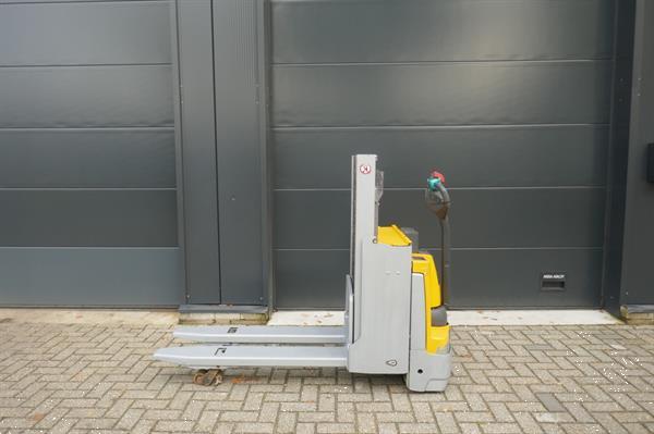 Grote foto vs 20929 elektrische stapelaar jungheinrichemd118i initiele lift 1860mm doe het zelf en verbouw hefwerktuigen