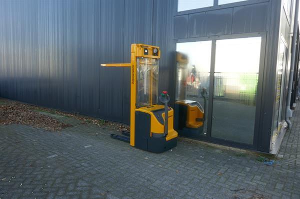 Grote foto vs 20950 triplex elektrische stapelaar jungheinrich ejc214 5350mm doe het zelf en verbouw hefwerktuigen