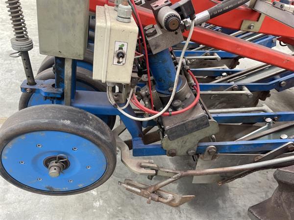 Grote foto ferrari rotostrapp plantmachine zelfrijdend 4 rijen 160 cm agrarisch zaaimachines