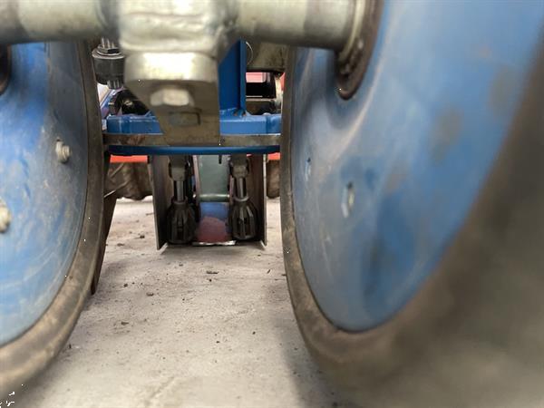Grote foto ferrari rotostrapp plantmachine zelfrijdend 6 rij 210 cm agrarisch zaaimachines