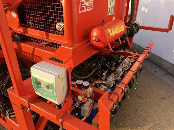 Grote foto ferrari rotostrapp plantmachine zelfrijdend 6 rij 210 cm agrarisch zaaimachines