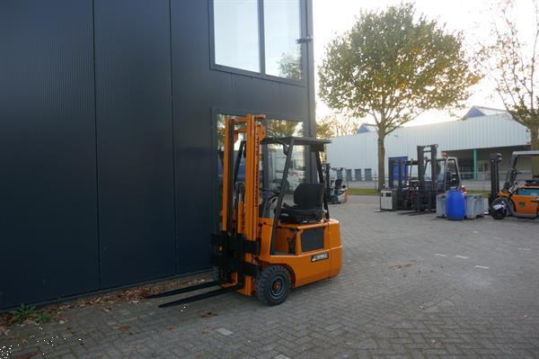 Grote foto vs 20946 elektrische heftruck still efg1 5 freelift 3.450mm agrarisch heftrucks