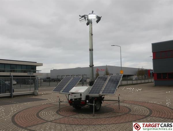 Grote foto smc solar 2 tower light solar panels 4x55w led lights doe het zelf en verbouw wegenbouw