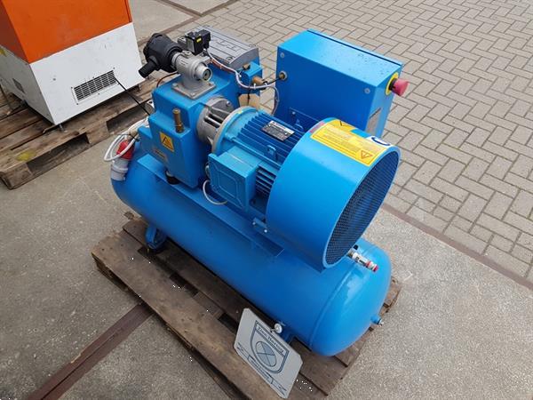 Grote foto boge c3l bj 2011 schroefcompressor weinig uren 2 2kw doe het zelf en verbouw compressors