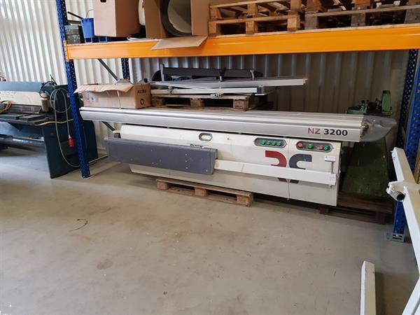 Grote foto formaatzaag nz3200 robland interieurbouwer meubelmaker timmerman aannemer doe het zelf en verbouw zaagmachines