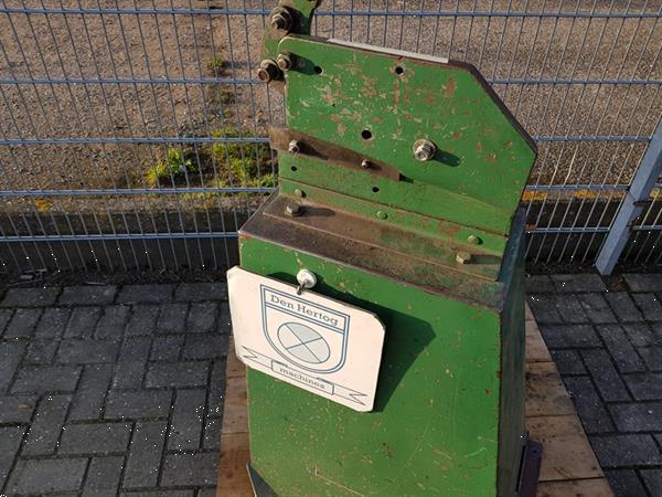 Grote foto plaatschaar met voet knipschaar knipbank hand doe het zelf en verbouw onderdelen en accessoires