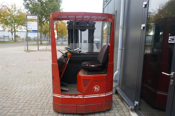 Grote foto vs 20941 reachtruck bt rt1350 freelift 4400mm doe het zelf en verbouw hefwerktuigen