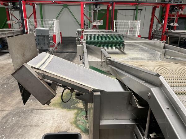 Grote foto stas waterlediger portaal voor appels met droger agrarisch tuinbouw