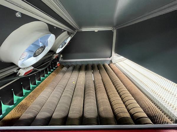Grote foto stas waterlediger portaal voor appels met droger agrarisch tuinbouw