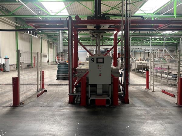 Grote foto stas waterlediger portaal voor appels met droger agrarisch tuinbouw