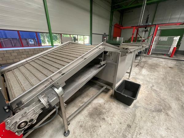 Grote foto stas waterlediger portaal voor appels met droger agrarisch tuinbouw