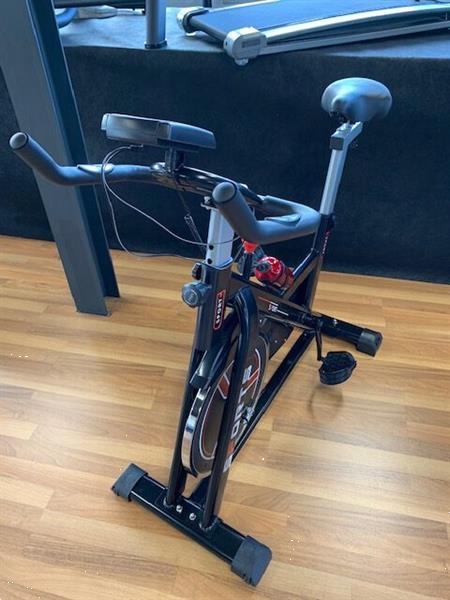Grote foto indoor cycling bike nieuw hometrainer cardio fiets sport en fitness fitness