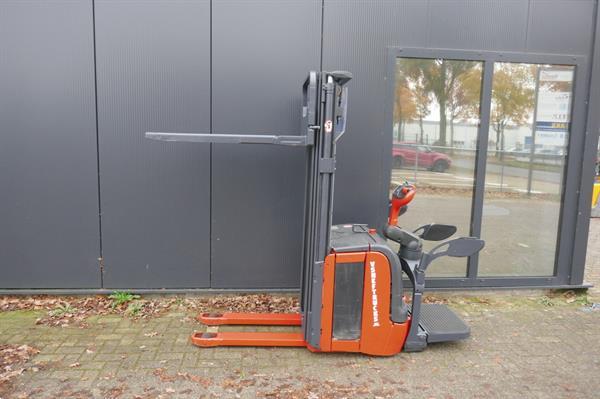 Grote foto vs 20962 elektrische triplex stapelaar linde freelift 4716mm doe het zelf en verbouw hefwerktuigen