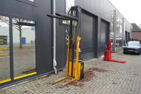 Grote foto vs 20976 elektrische stapelaar 2500mm 1000kg bj2008 doe het zelf en verbouw hefwerktuigen