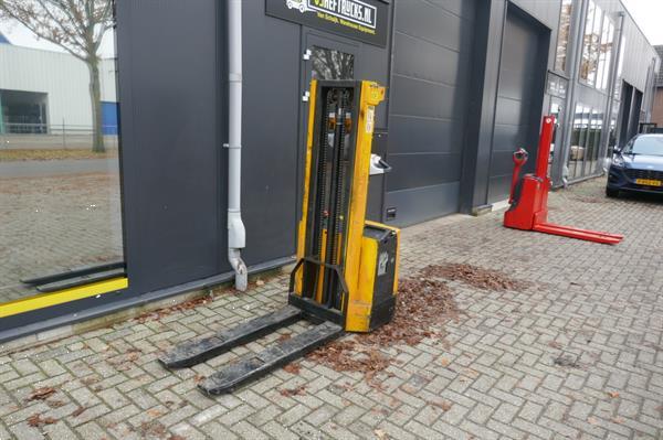 Grote foto vs 20976 elektrische stapelaar 2500mm 1000kg bj2008 doe het zelf en verbouw hefwerktuigen